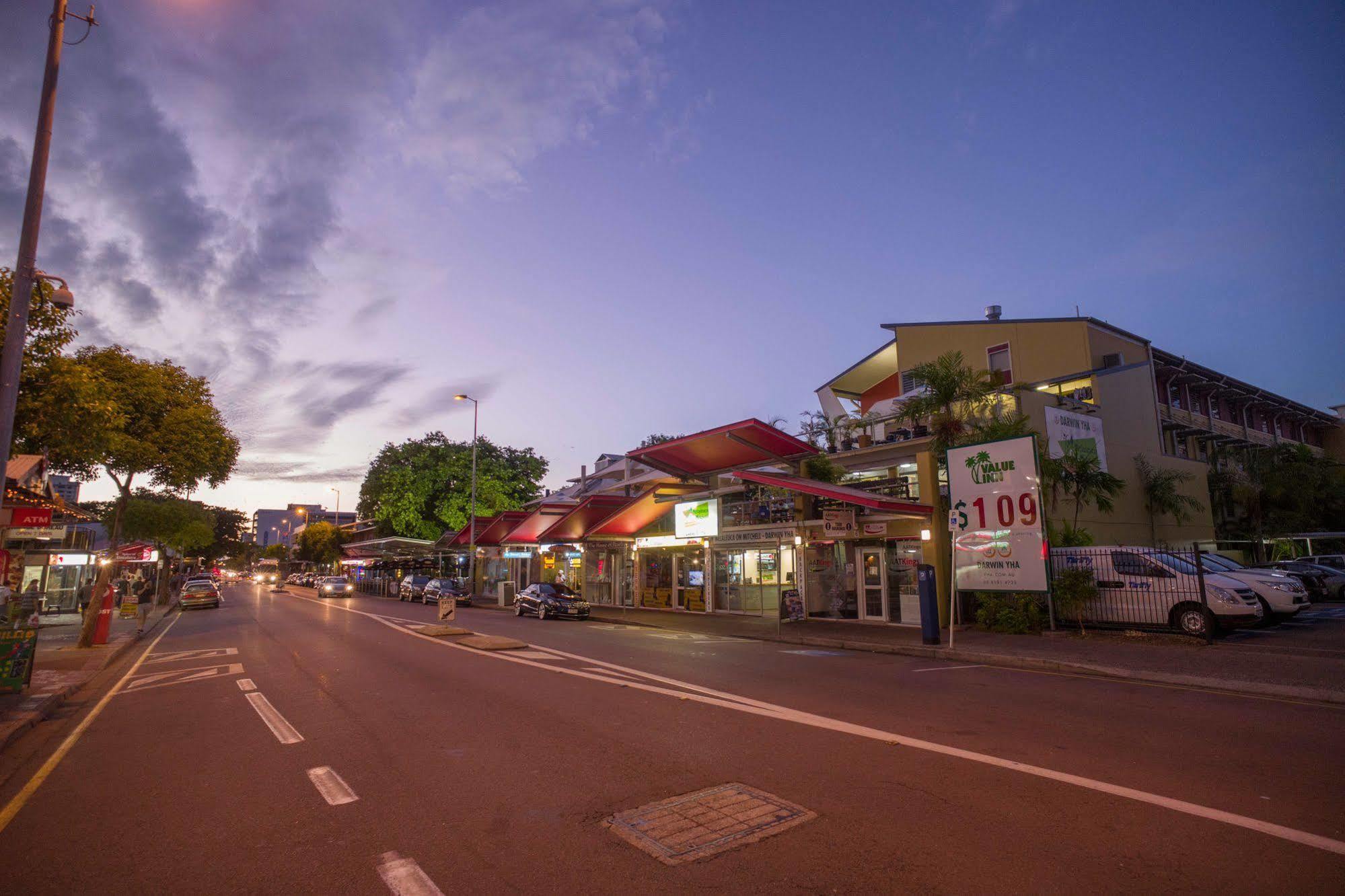 Melaleuca On Mitchell - Darwin Yha Hostel ภายนอก รูปภาพ