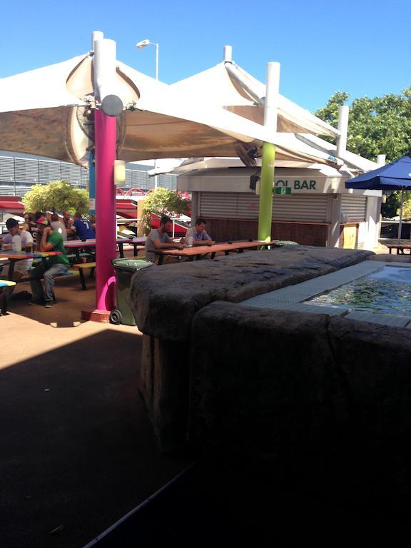 Melaleuca On Mitchell - Darwin Yha Hostel ภายนอก รูปภาพ