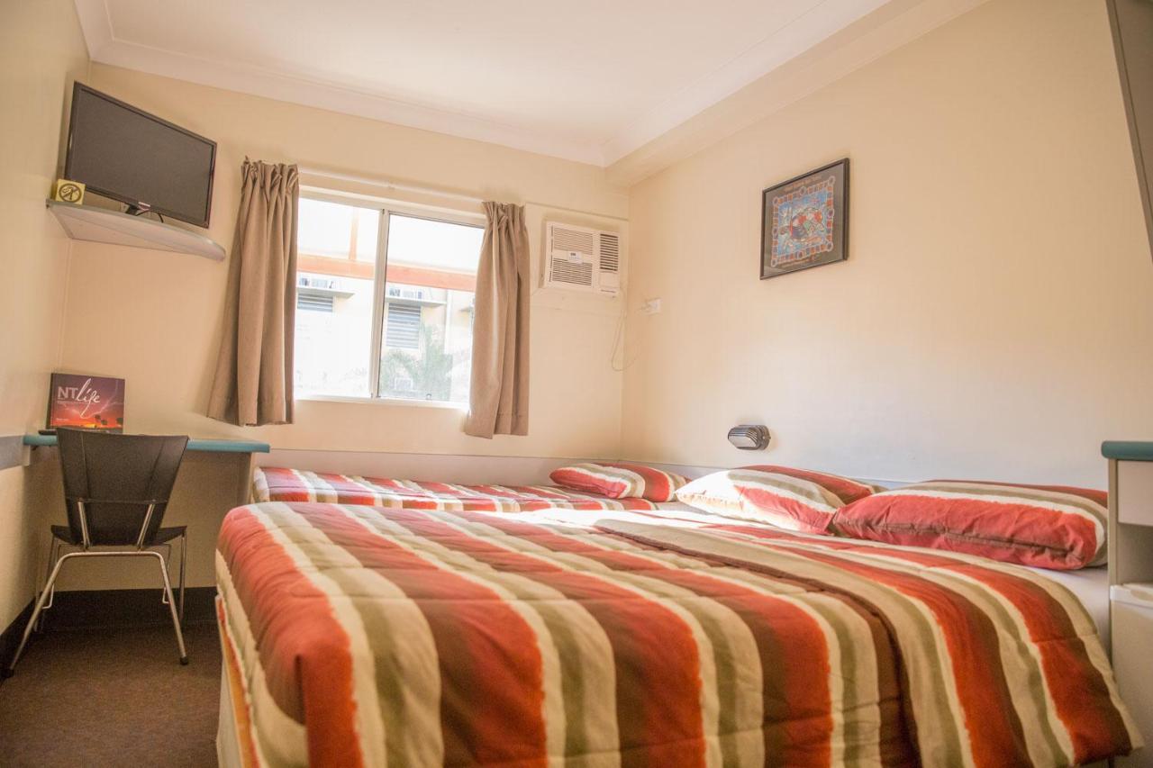 Melaleuca On Mitchell - Darwin Yha Hostel ภายนอก รูปภาพ